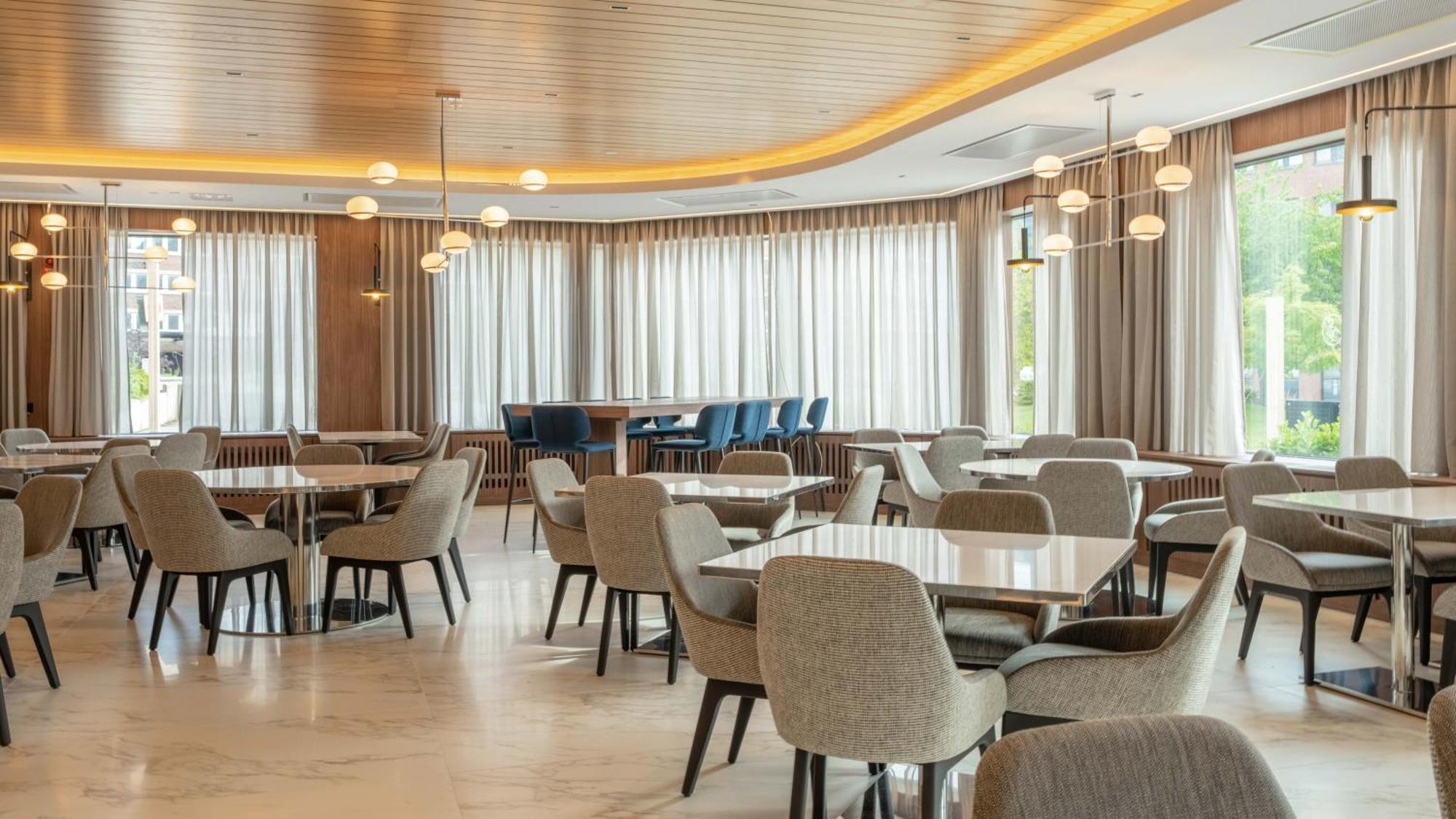 Voco Stockholm - Kista By Ihg Hotel Exterior photo