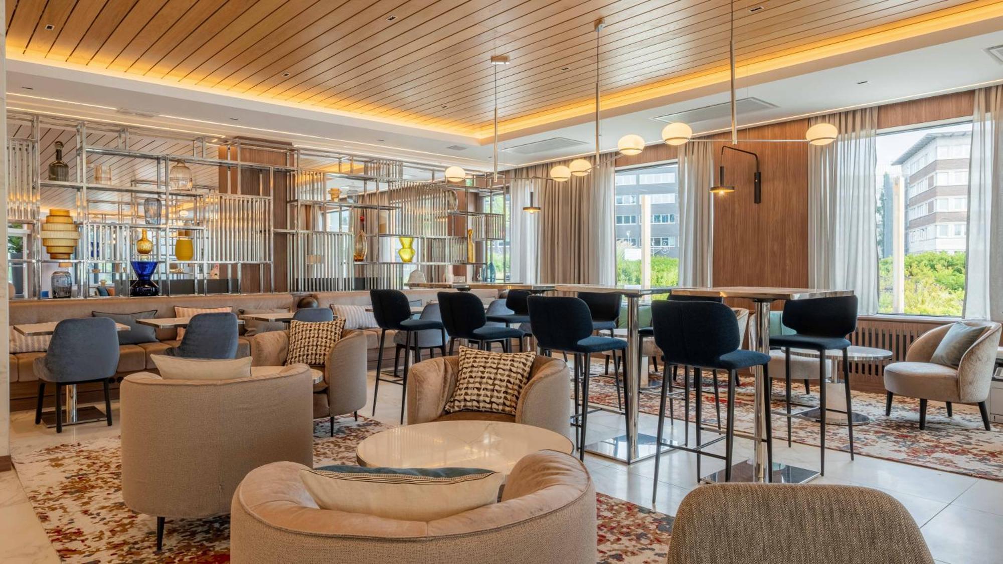 Voco Stockholm - Kista By Ihg Hotel Exterior photo