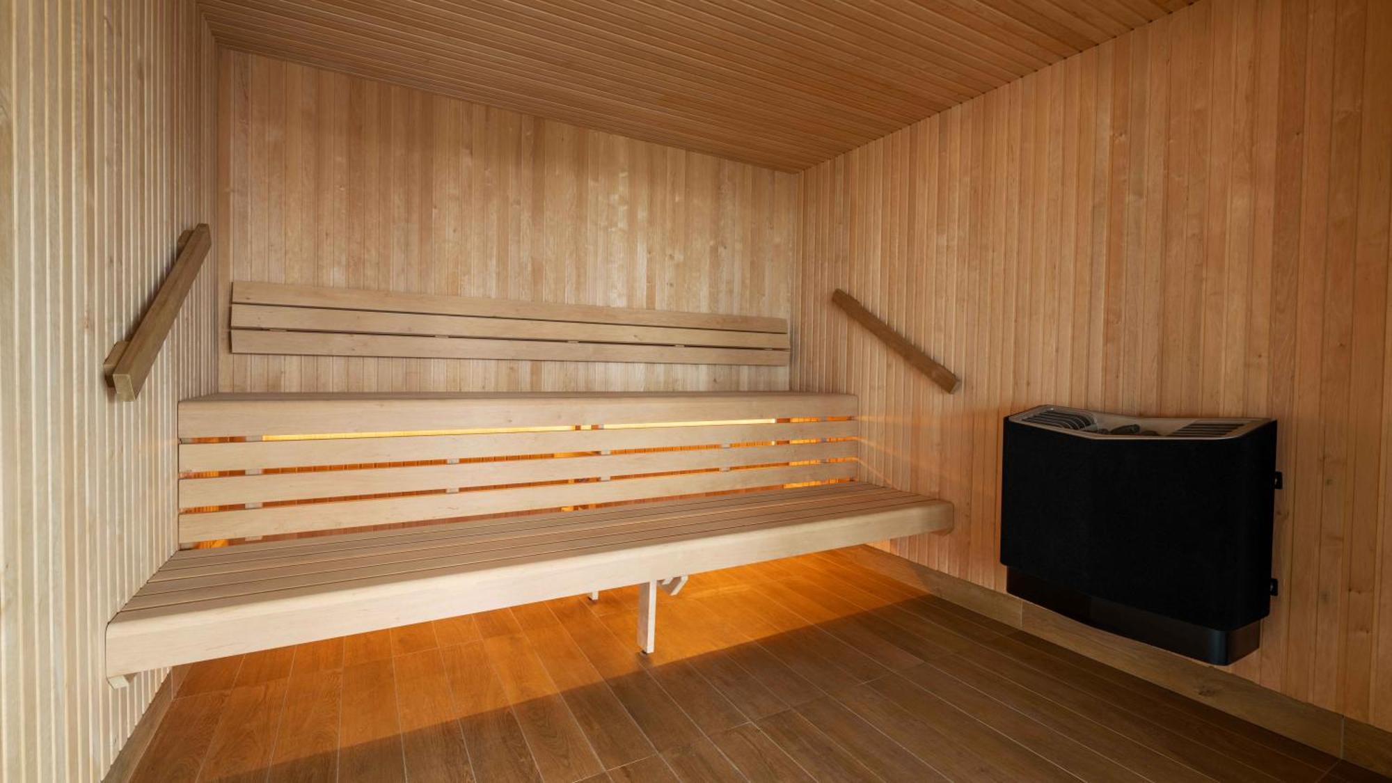 Voco Stockholm - Kista By Ihg Hotel Exterior photo